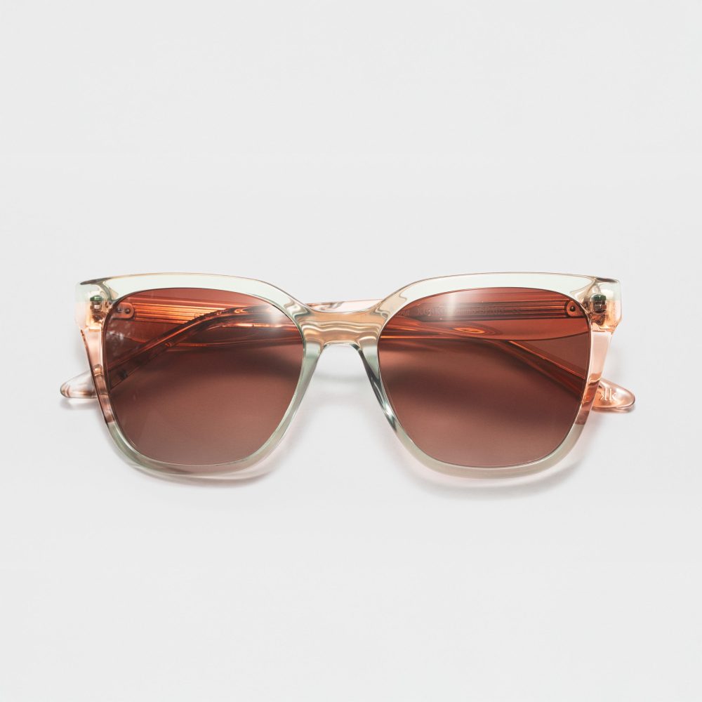 Green square sunglasses Kurko ALHENA C5518 with gradient lenses